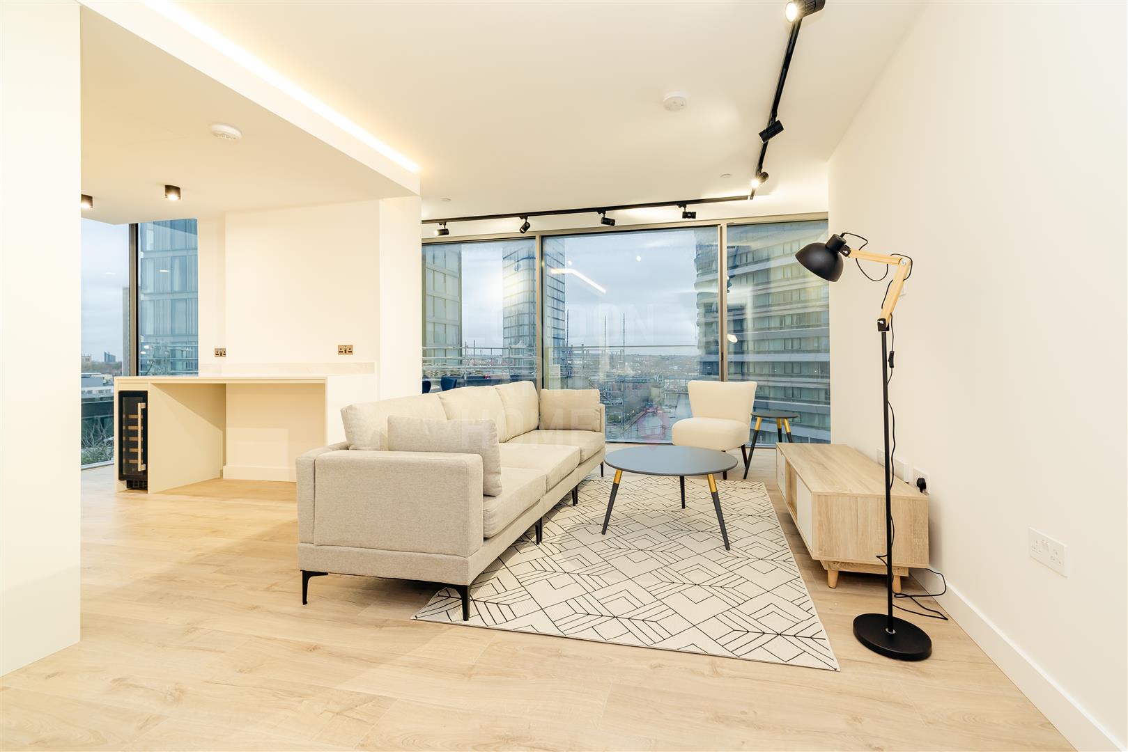 1 bed property in Valencia Tower, 3 Bollinder Place, LONDON